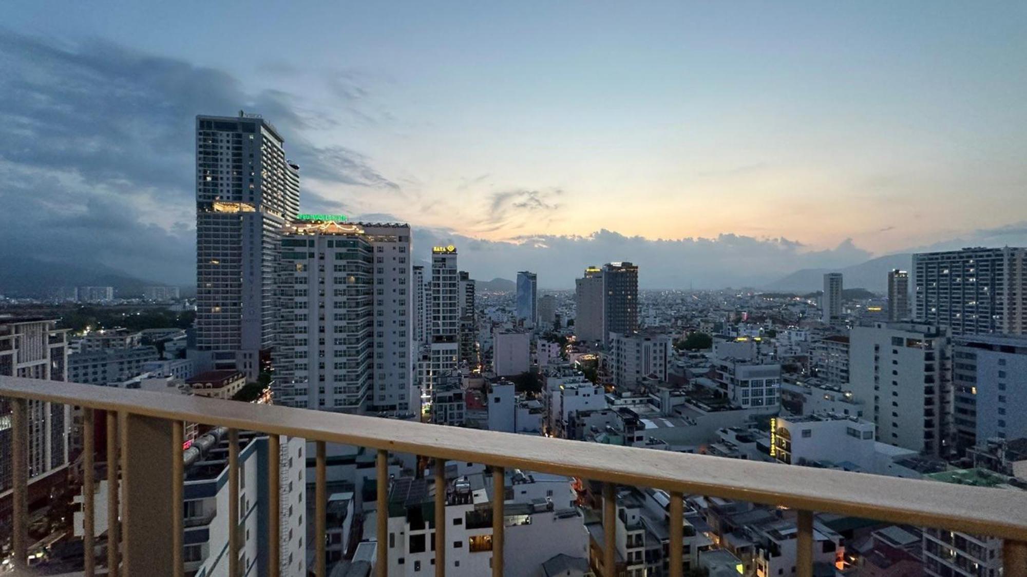 L'Apartment And Signature Nha Trang Tours - Muong Thanh Luxury Khanh Hoa 客房 照片